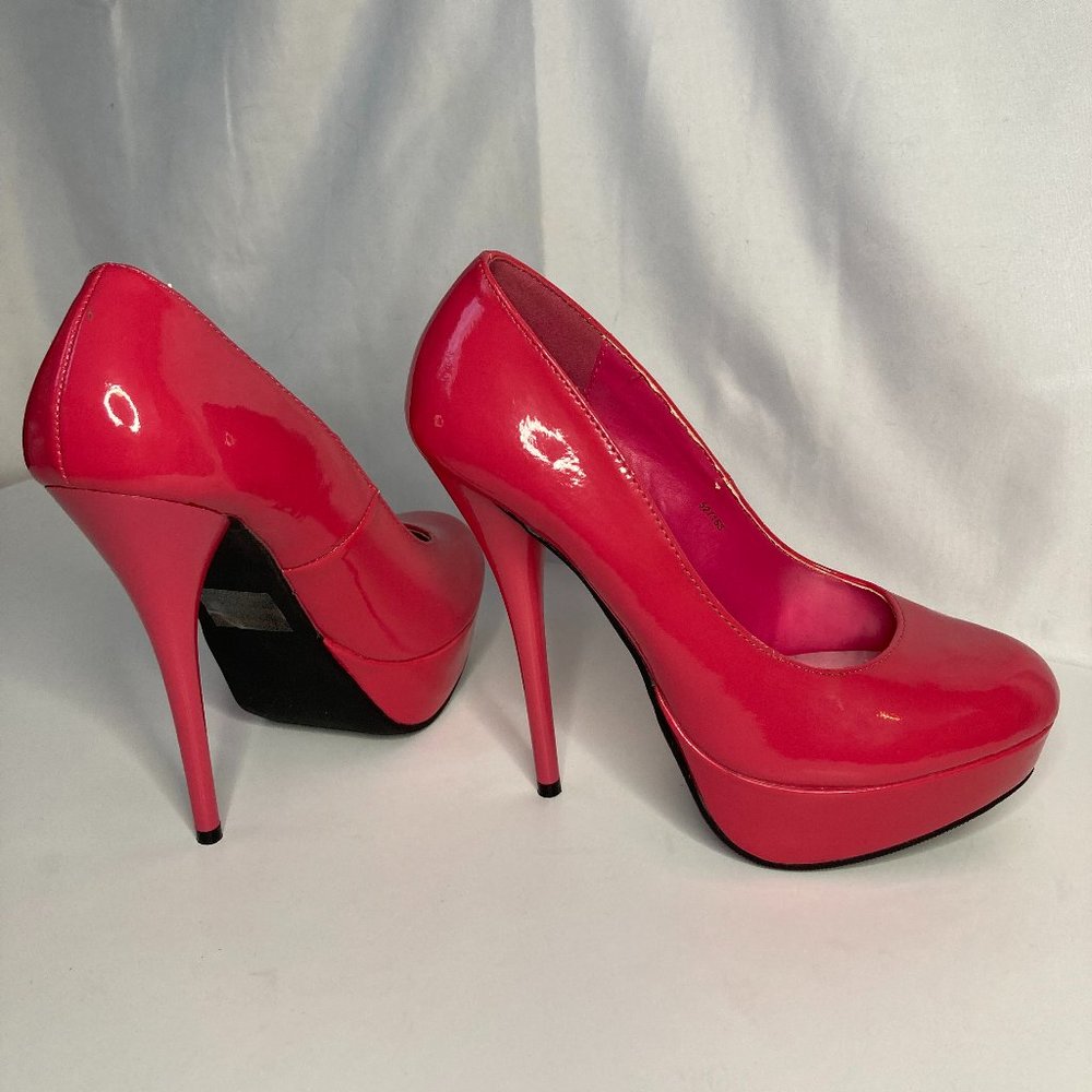 NEW Charlotte Russe Platform High Heel Shoes Size 6 Pretty Pink